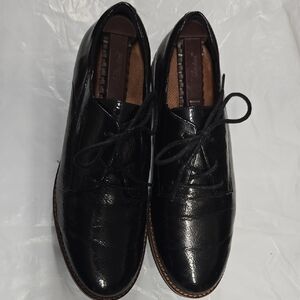 Softwalk Ladies Lace Up Shoes 9M